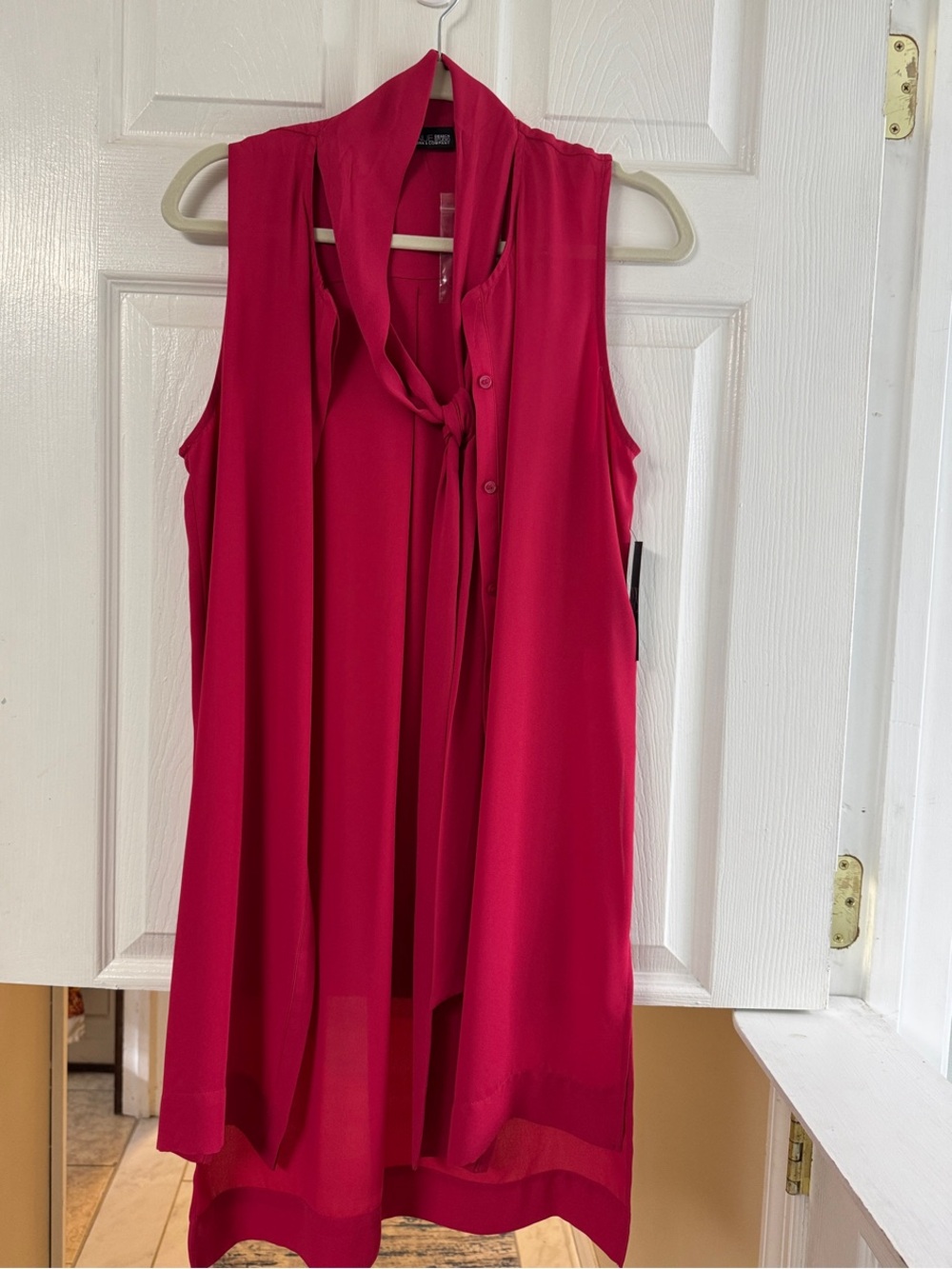 Sleeveless Tie-Neck Blouse in Fuchsia